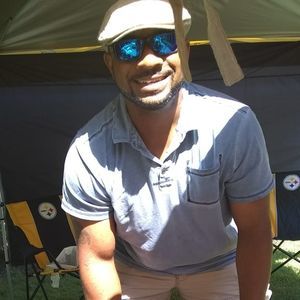 Meet your Posher, Aaron